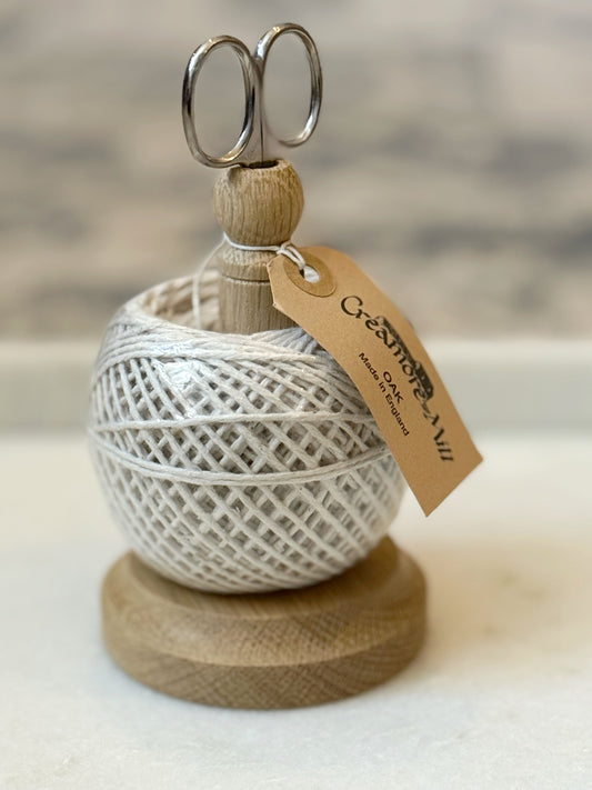 String Caddy with Scissors